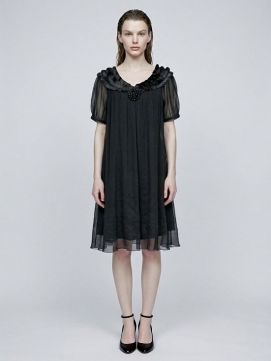 Chloe Dresses & Skirts - Chloè VTG Silk Chiffon swing dress, silk petal/rosette accents, short sleeve, S